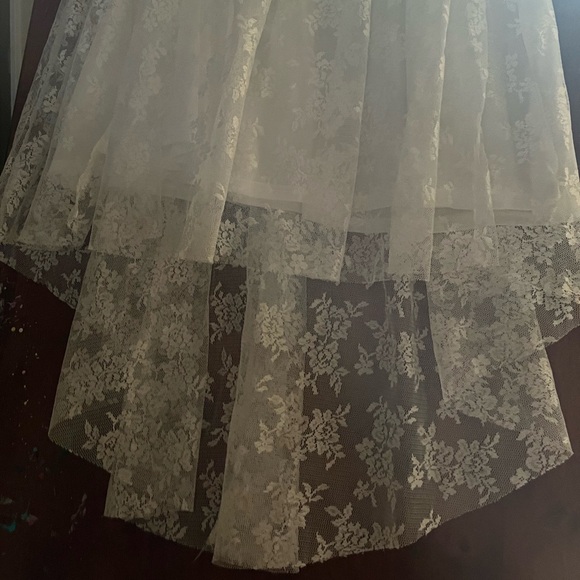 NWT dress with train - Picture 11 of 13